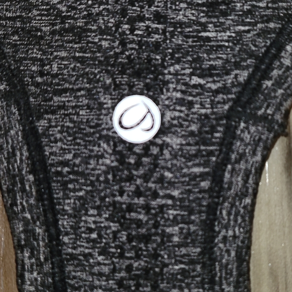 NWOT Recess Racerback Workout Small Grey Tank - Picture 5 of 8